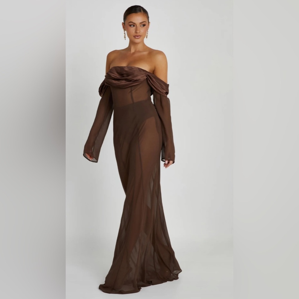 NWT MESHKI Ivanna Off Shoulder Chiffon Maxi Sheer Dress Gown - Mocha Size Large
